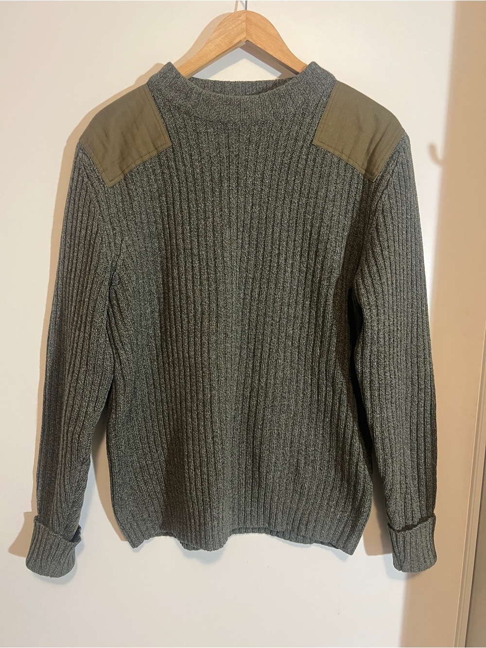 Vintage L.L. Bean Wool Commando Crewneck Jumper - Men's Large Australia